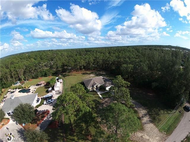 1st image of 25589 Busy Bee Dr