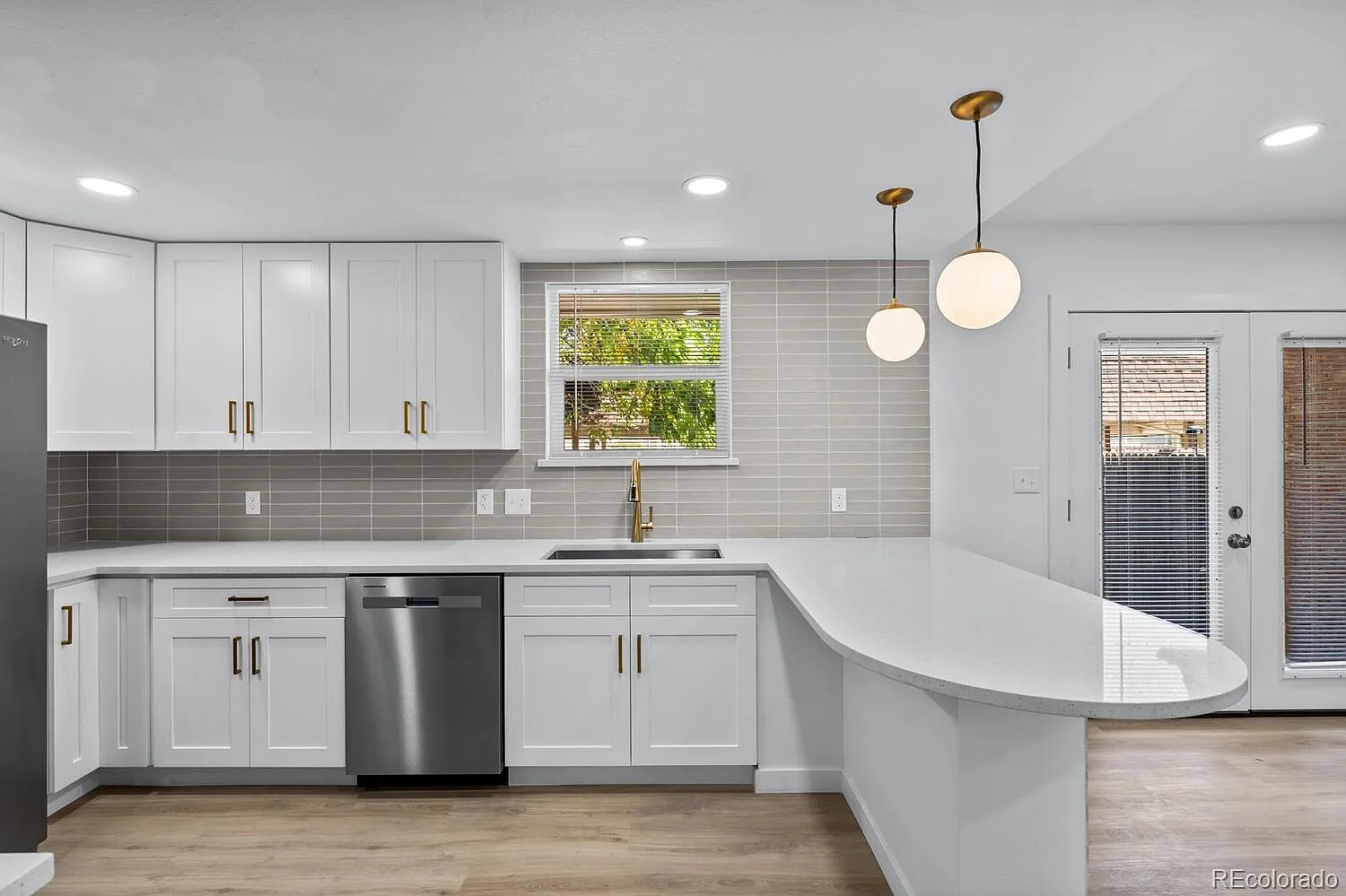 Monaco Village Condos — Photo 3