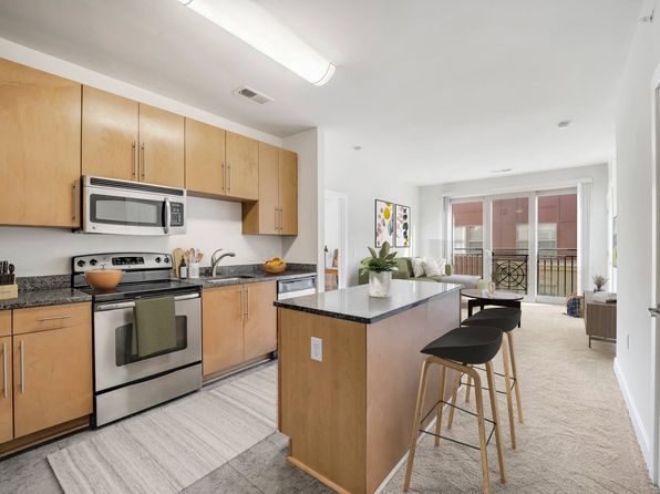 151 Q St NE APT 3307