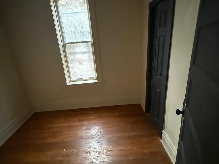 4637 Oregon Ave #2F — Photo 9