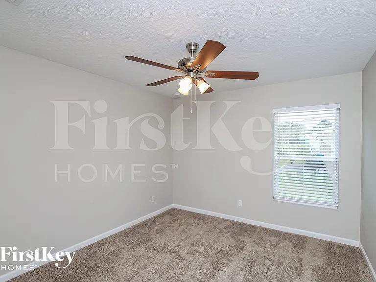 785 Coconut St SE — Photo 10