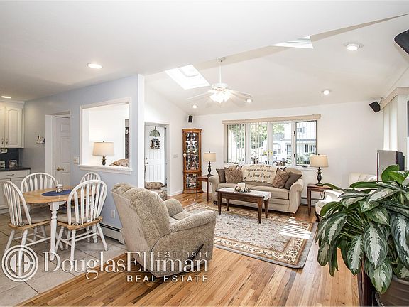 3rd image of 79 Patchogue Ave