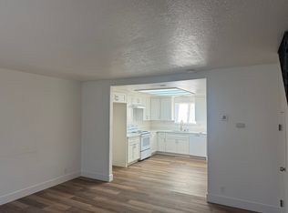 710 Key Ave APT C, Ripon, CA 95366