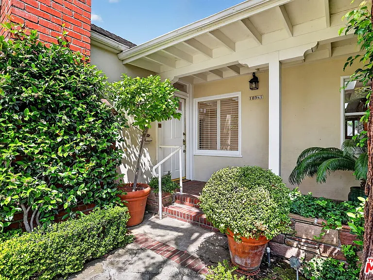 10341 Keswick Ave — Photo 4