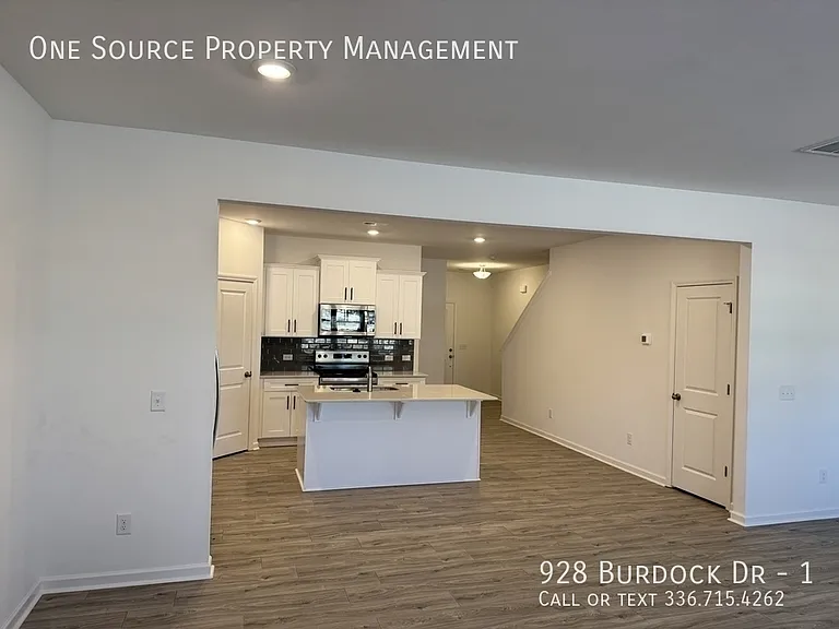 928 Burdock Dr #1 — Photo 7