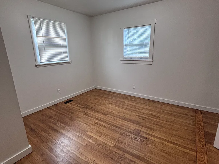 5103 Jarrett Rd — Photo 10