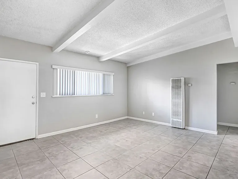 Stillman Apartments — Photo 8