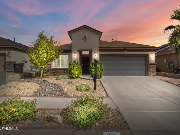 856 Blue Park Ave, Sunland Park, NM 88008