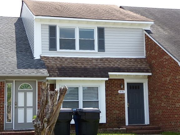 2nd image of 1551 Crescent Pointe Ln