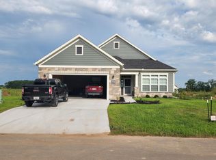 5738 N Kestrel Cir, Appleton, WI 54913