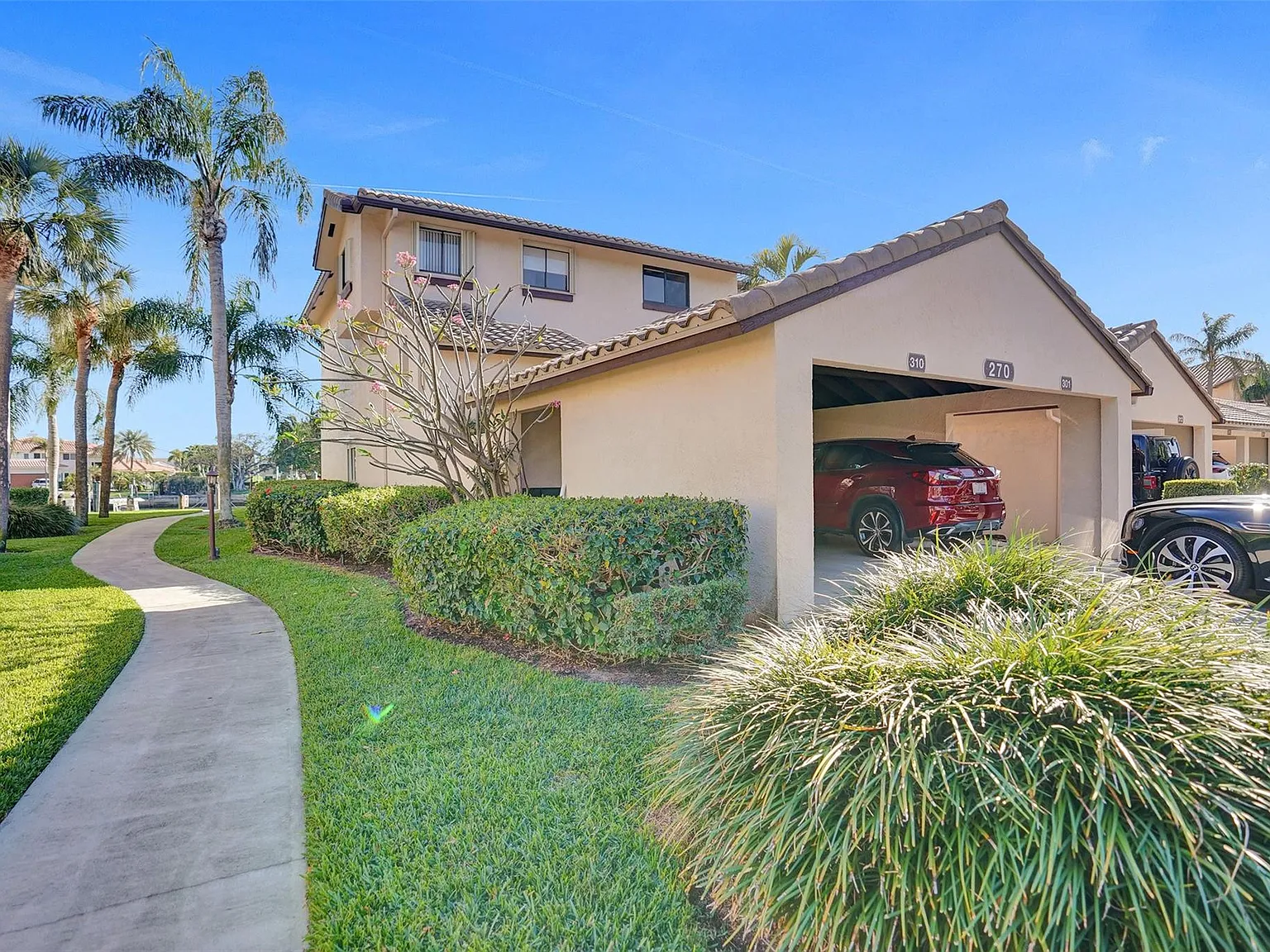 3 bed, 2.5 bath, 1538 sqft, $5,500 — Photo 3