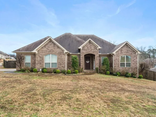 15111 Angus Ct, Little Rock, AR 72210