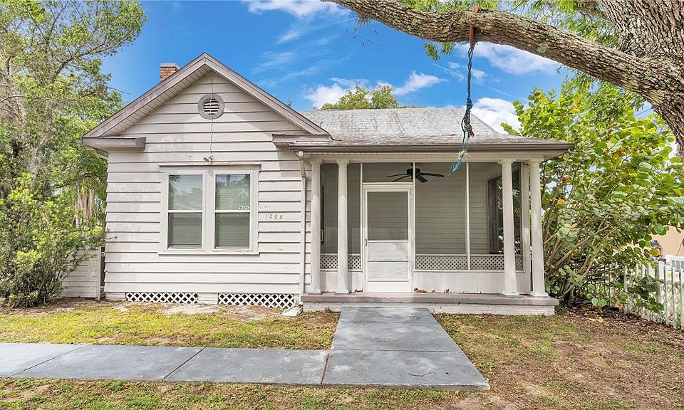 1st image of 1008 LAKE AVENUE