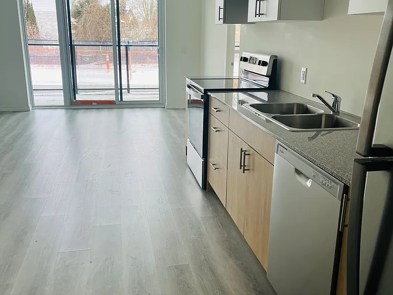 191 Elmira Rd S #104C — Photo 2