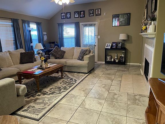 3rd image of 24526 Tribeca Ln