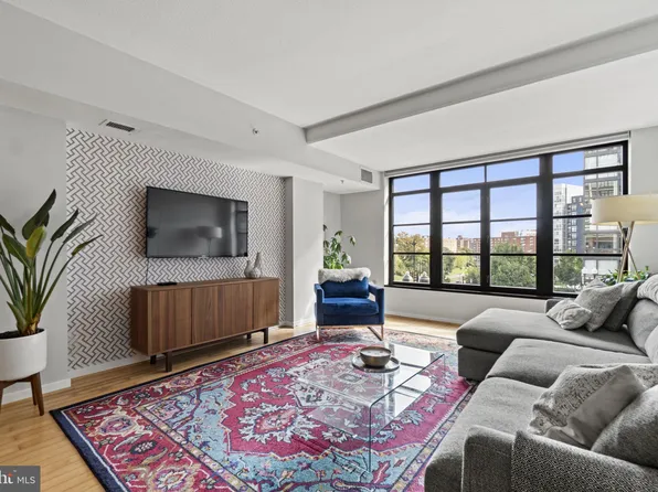 437 New York Ave NW APT 320, Washington, DC 20001