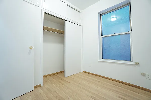 Rented by Renetta Real Estate | media 56