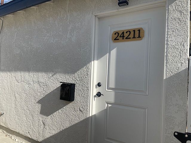 1st image of 24211 Kittridge St
