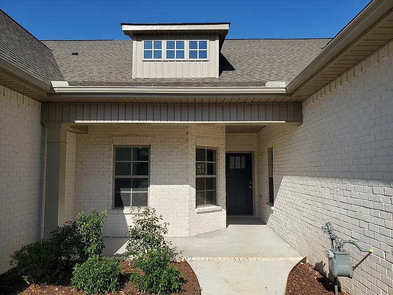 115 Harvester Dr — Photo 3