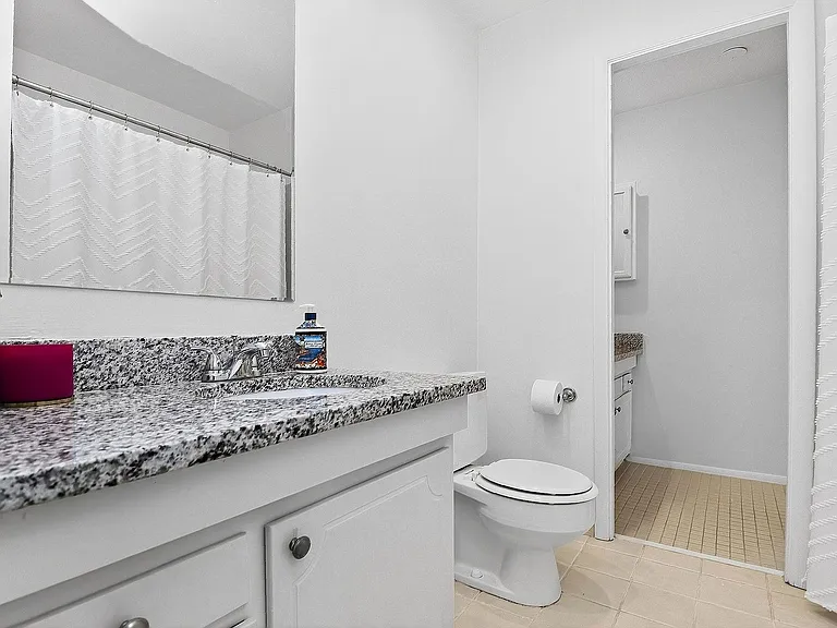 4605 Hedgemore Dr #D — Photo 22