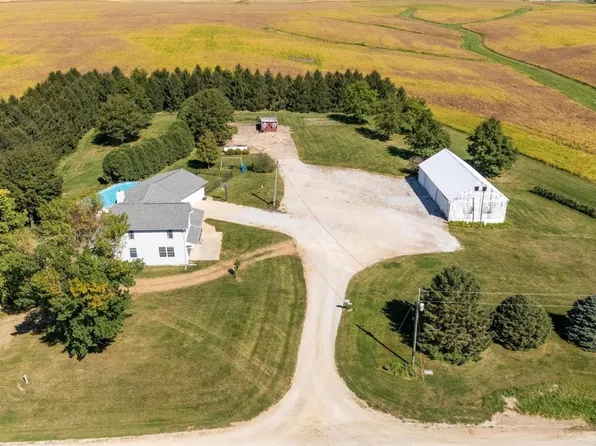 447 270th St, West Branch, IA 52358