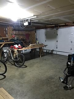 Double Garage. New door 2019