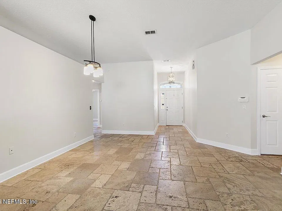 113 Dragonfly Dr