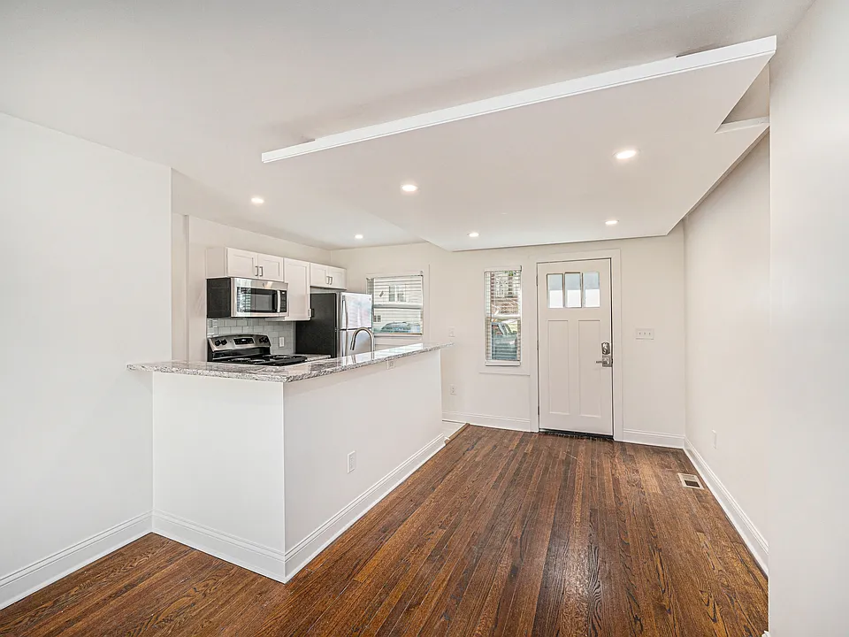 Baltimore Townhomes - 5044