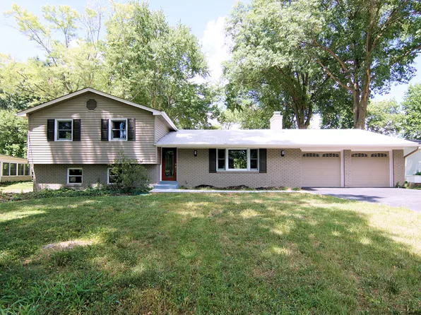 9040 Foxhunter Ln, Cincinnati, OH 45242