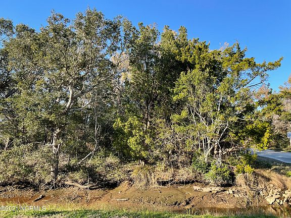 3rd image of Lot 13 SE 44th Street LOT 13