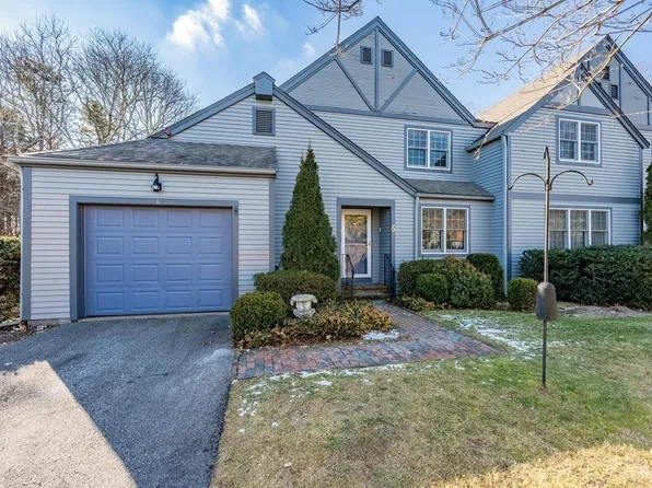 6 Darby Point #6, Mashpee, MA 02649