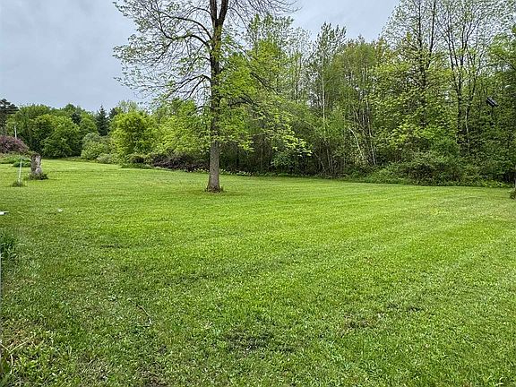 5th image of 387 Old State Rd