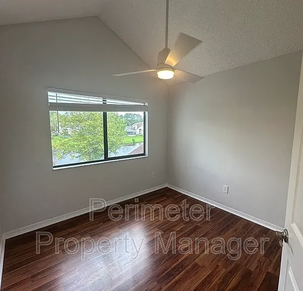 2867 Lantana Lakes Dr W — Photo 10