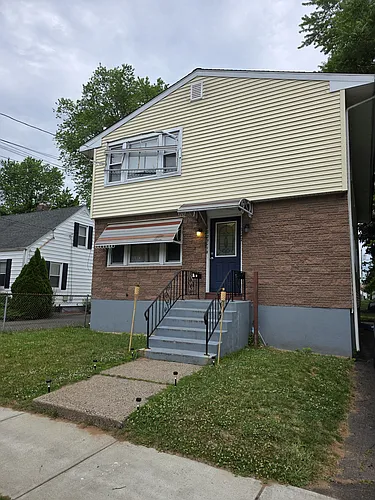 127 Warner St #B Photo 1