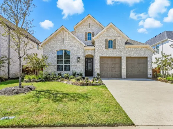 211 Honey Locust Dr, Prosper, TX 75078