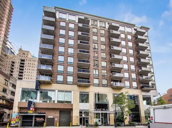 1 E 8th St APT 702, Chicago, IL 60605