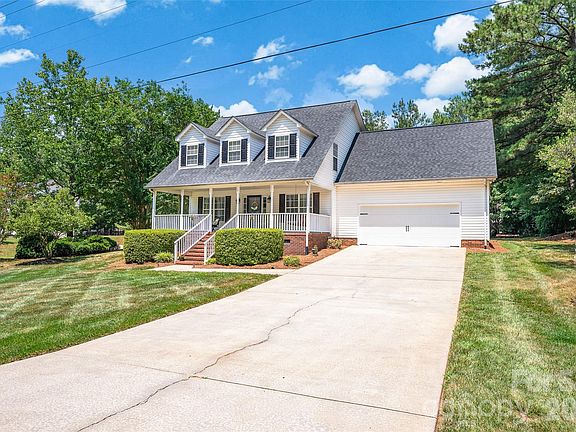 2nd image of 3549 Beatty Rd