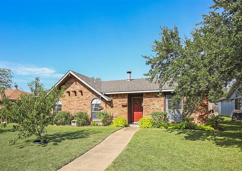 1st image of 5213 Bartlett Dr