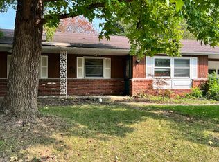 8208 W Pleasant Rd, Yorktown, IN 47396