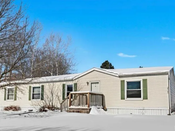 2565 Buckeye Dr, Clarkston, MI 48348