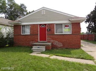 950 E Meyers Ave, Hazel Park, MI