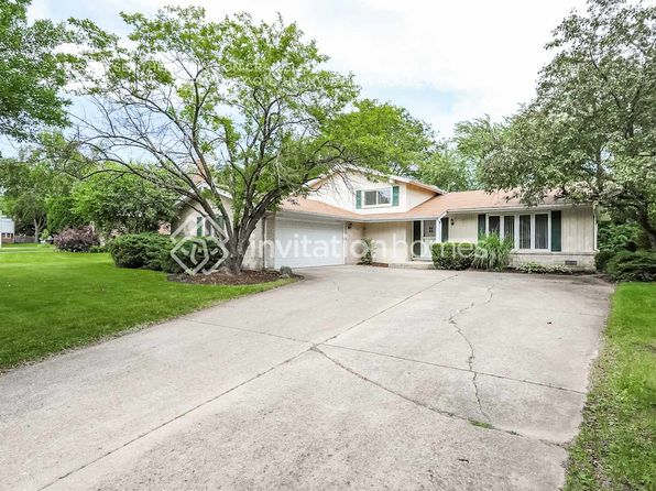 1620 Apache Dr