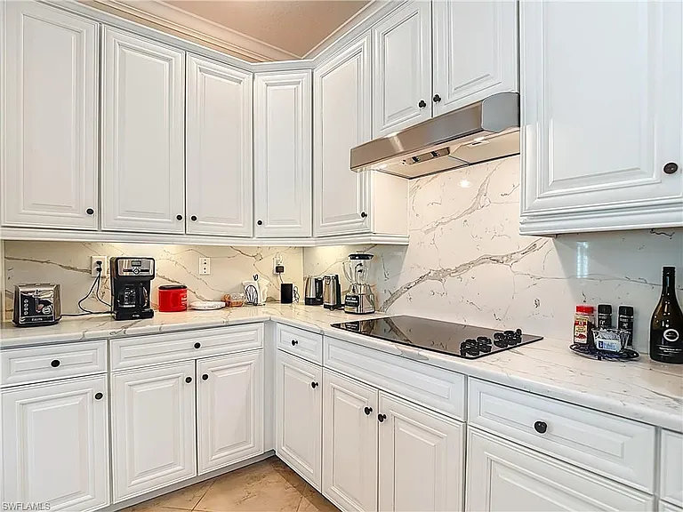 9250 Veneto Pl — Photo 17