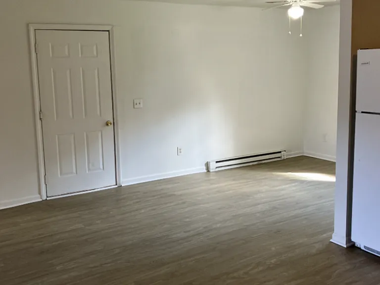3 Bedroom Home for rent in Des Moines, IA — Photo 13