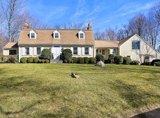 1 Thankful Bradley Rd, Redding, CT 06896