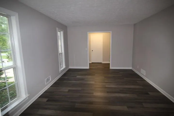 3765 Manor House Dr — Photo 5