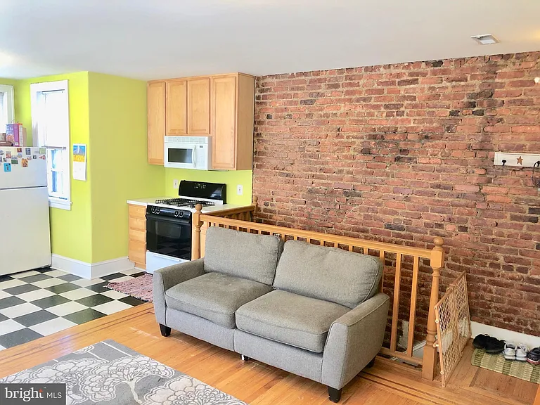 506 W Coulter St #3 — Photo 3