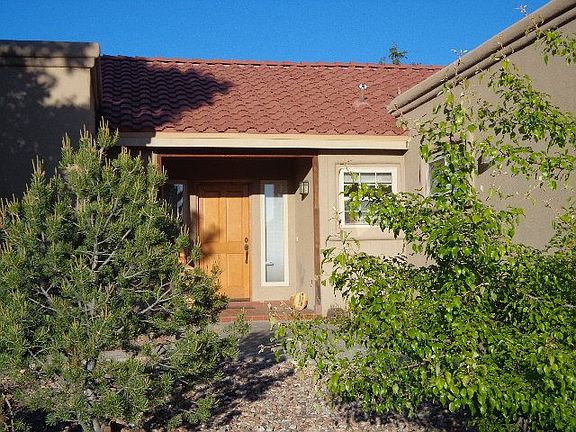 2nd image of 2205 Brillante St