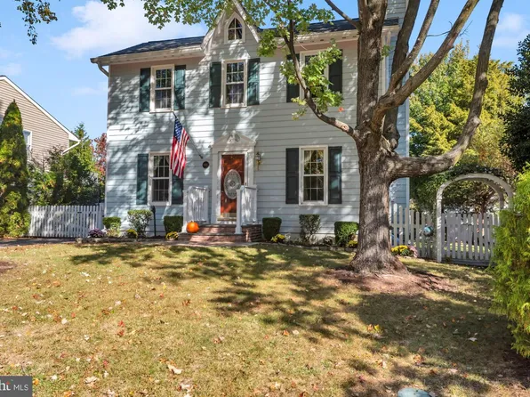 1005 Hyde Park Dr, Annapolis, MD 21403