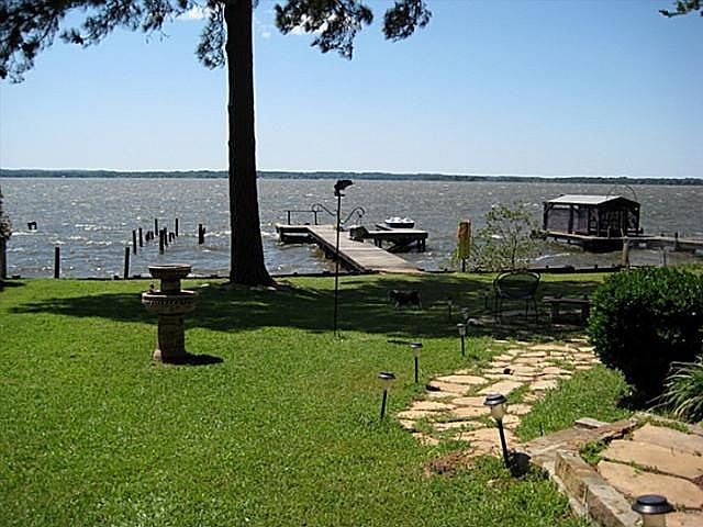 2nd image of 17148 Lakeview Dr